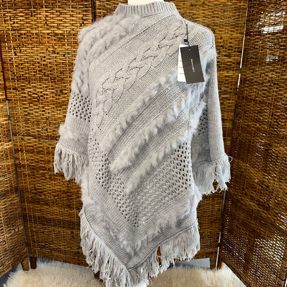 NWT Memory & Co Poncho (S/M)
